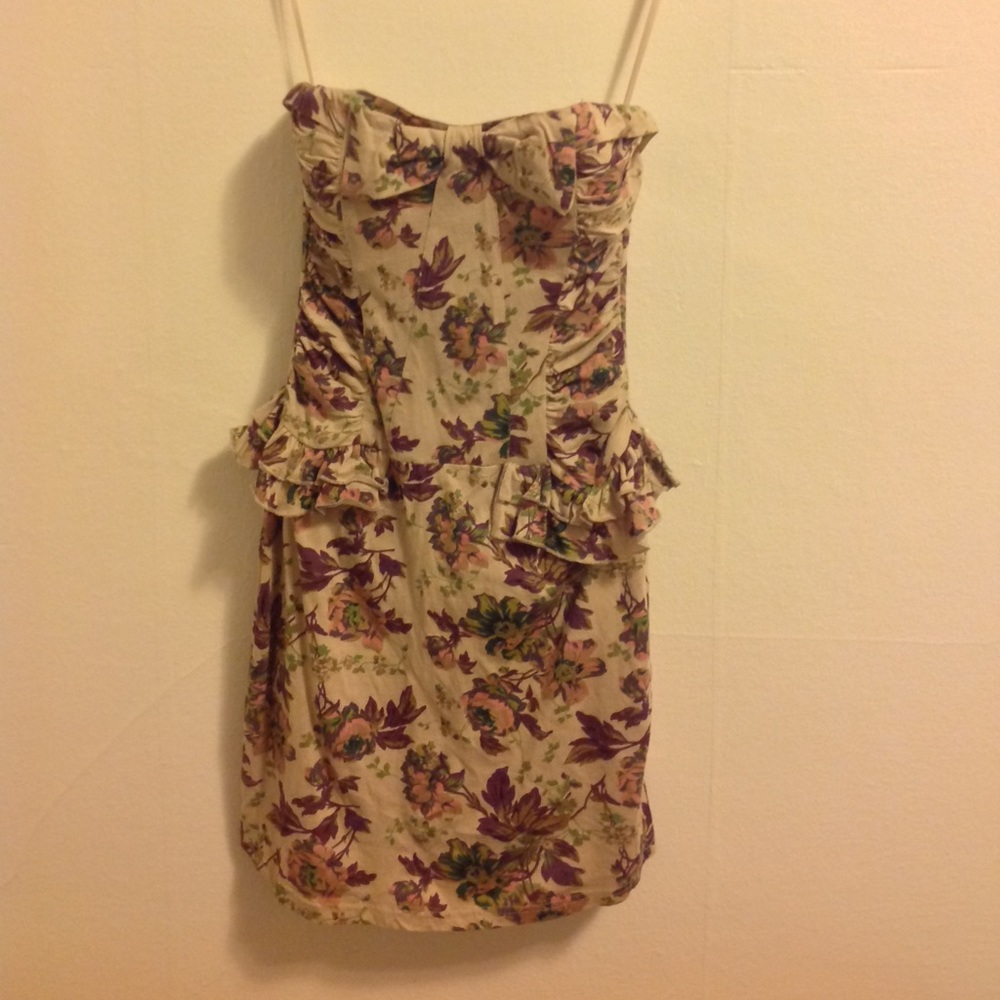 Chelsea & Violet floral strapless peplum dress